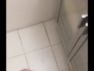 Una rica venida en la oficina