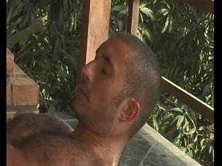 La puta de Brazil (hot bareback orgy scene)